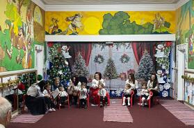 Serbarea în așteptarea mult așteptatului Moș Crăciun – Grupa mică baby 